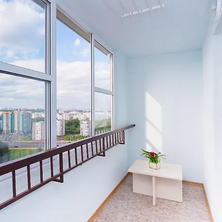 Apartament 1-komnatnaia Kvartira Mińsk