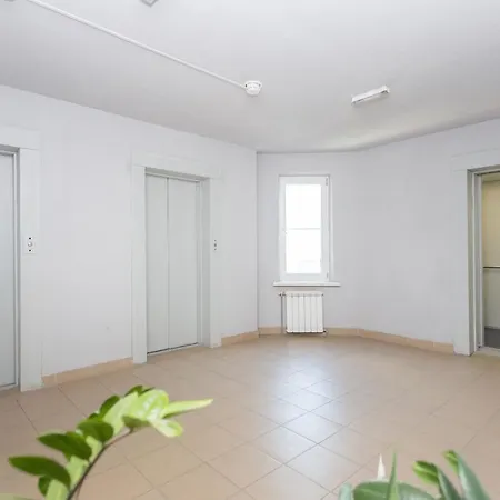1-komnatnaia Kvartira Apartment